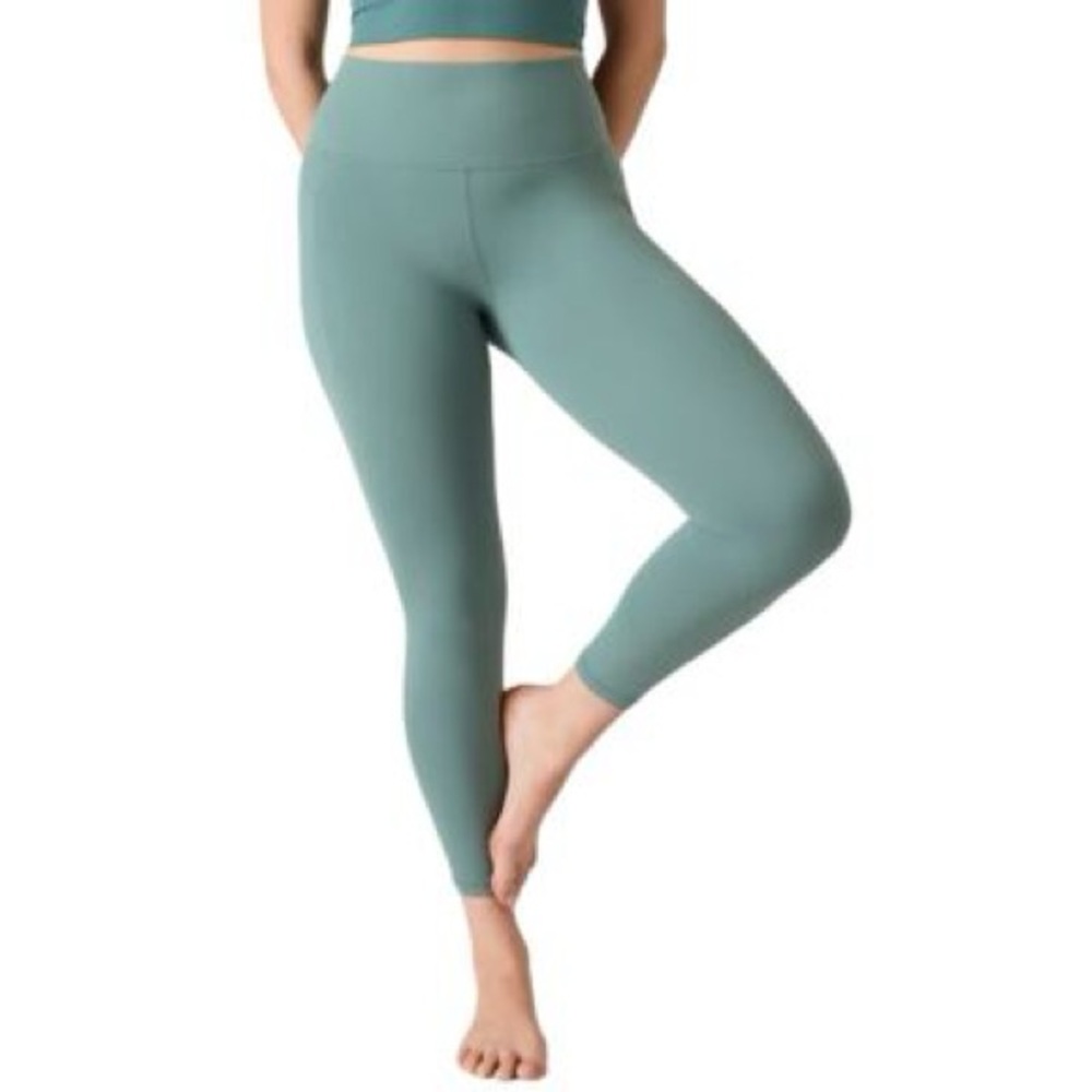 Athleta • Salutation Stash Pocket 7/8 Tights Leggings EUC - Picture 2 of 6